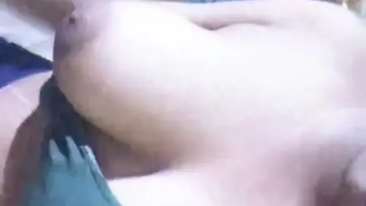 ভাবির বড় বড় দুধ